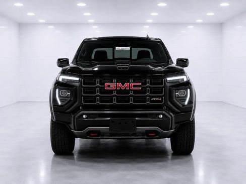 Used 2024 GMC Canyon AT4 AWD/4WD image 8