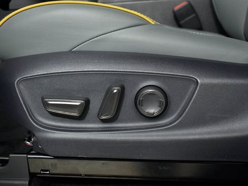 New 2025 Toyota Tacoma Trailhunter image 16