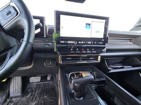 Used 2025 GMC Hummer EV 2X AWD/4WD image 4