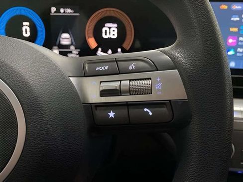 Used 2026 Hyundai Kona SE FWD image 33