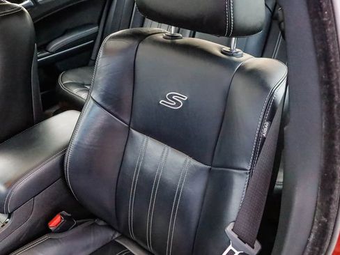 Used 2023 Chrysler 300 S image 26