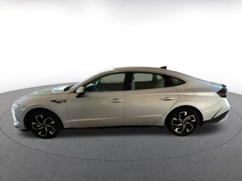 Used 2025 Hyundai Sonata SEL image 9