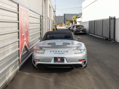 Used 2014 Porsche 911 Turbo S AWD/4WD image 32