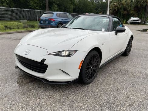 Used 2020 MAZDA MX-5 Miata Club w/ Brembo/BBS Recaro Package RWD image 3