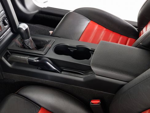 Used 2007 Ford Mustang Shelby GT500 RWD image 23