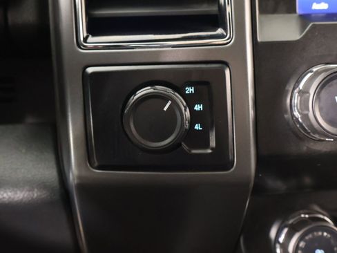 Used 2020 Ford F150 XLT w/ Equipment Group 302A Luxury AWD/4WD image 8