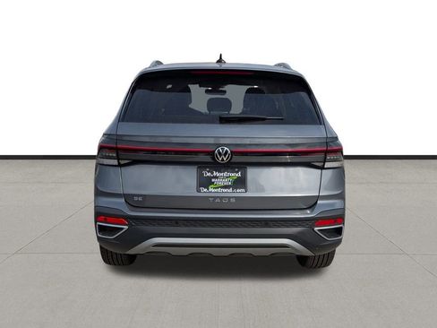 New 2026 Volkswagen Taos SE FWD image 6
