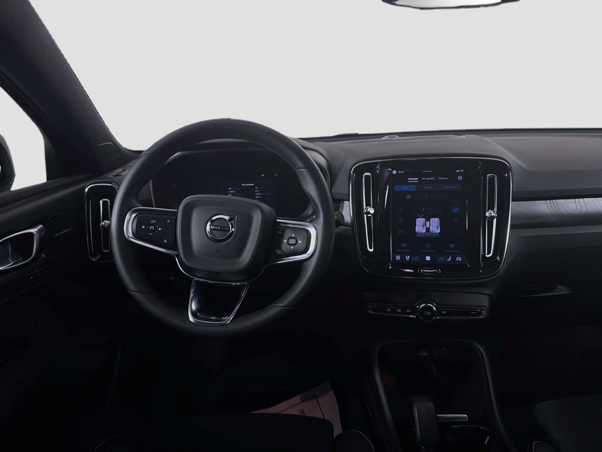 Certified 2023 Volvo C40 P8 Recharge Ultimate AWD/4WD image 24