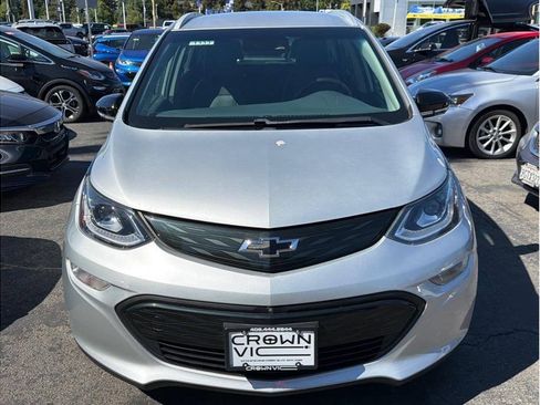 Used 2019 Chevrolet Bolt Premier w/ Infotainment Package FWD image 26