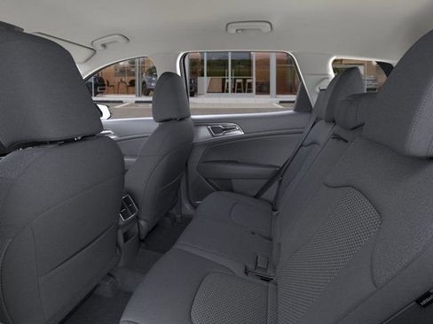 New 2025 Kia Sportage LX image 18