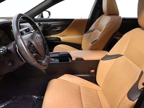 Used 2020 Lexus ES 350 Ultra Luxury w/ Accessory Package 2 FWD image 13