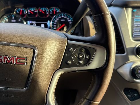 Used 2019 GMC Yukon SLT image 36