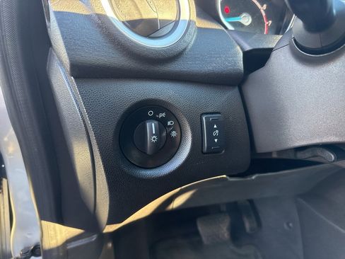 Used 2018 Ford Fiesta SE image 29