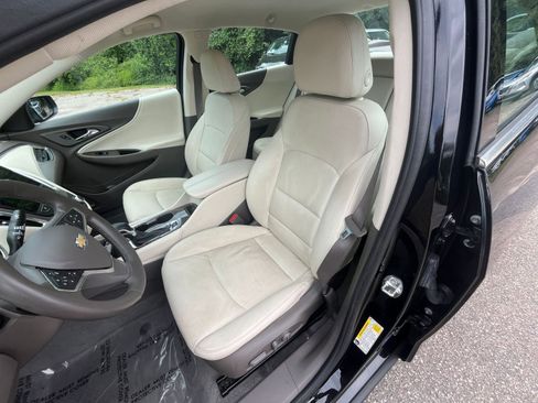 Used 2024 Chevrolet Malibu LT image 31