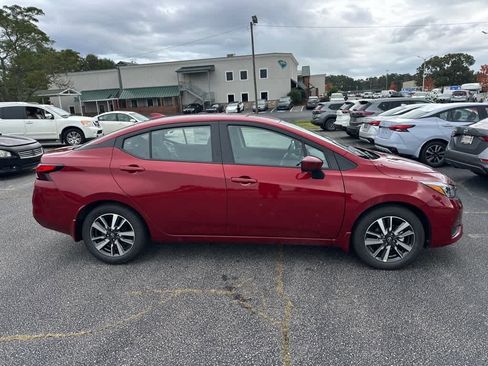 New 2025 Nissan Versa SV w/ Trunk Package FWD image 2