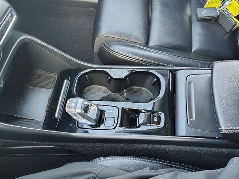 Certified 2023 Volvo XC40 B5 Plus w/ Driver Assist Package image 22