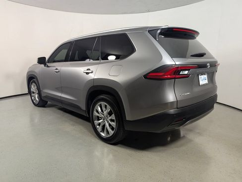 Used 2025 Toyota Grand Highlander AWD Hybrid image 6