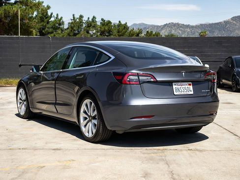 Used 2020 Tesla Model 3 Long Range image 2