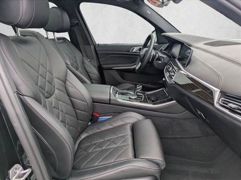 Used 2023 BMW X5 xDrive40i w/ Parking Assistance Package AWD/4WD image 23