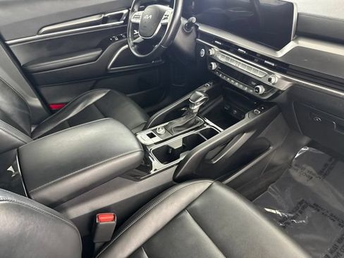 Used 2024 Kia Telluride S w/ S Sunroof Package FWD image 23