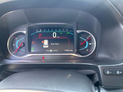 Used 2019 Honda Pilot Touring image 14