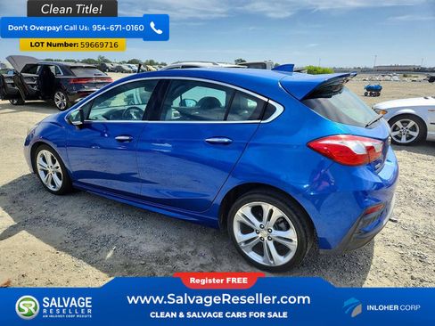 Used 2018 Chevrolet Cruze Premier FWD image 3