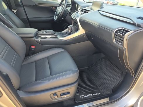 Used 2017 Lexus NX 200t FWD image 18