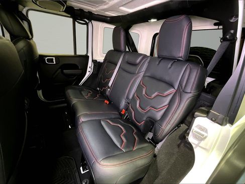 Used 2021 Jeep Wrangler Unlimited Sport image 21