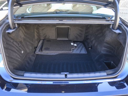 Used 2025 BMW i7 eDrive50 w/ M Sport Package image 23