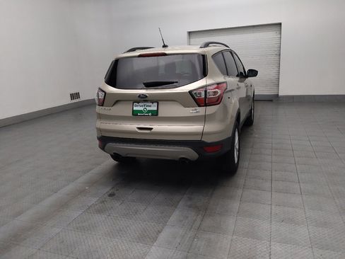 Used 2018 Ford Escape SE image 9
