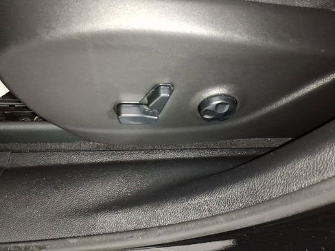 Certified 2020 Jeep Cherokee Latitude Lux w/ Quick Order Package 26H Lux image 12