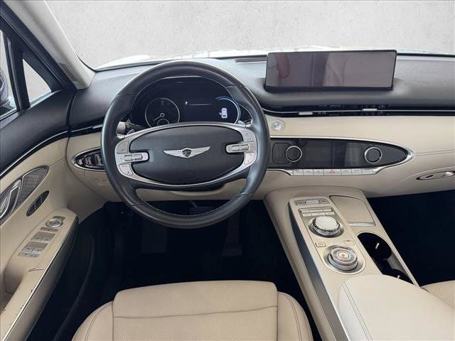 Used 2023 Genesis GV70 2.5T w/ Select Package AWD/4WD image 11