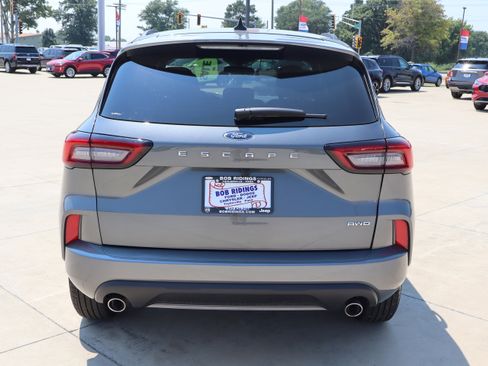 Used 2023 Ford Escape ST-Line image 7