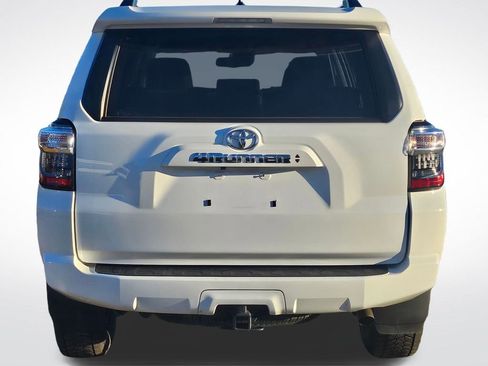 Used 2024 Toyota 4Runner SR5 image 25