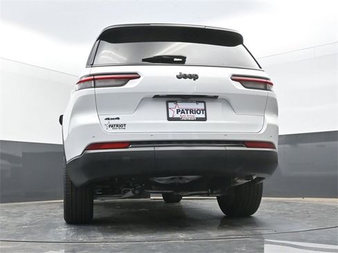 New 2025 Jeep Grand Cherokee L Limited image 44