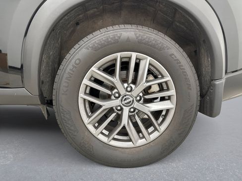 Used 2023 Nissan Rogue S AWD/4WD image 26