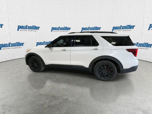 Used 2020 Ford Explorer ST w/ Premium Technology Package AWD/4WD image 7