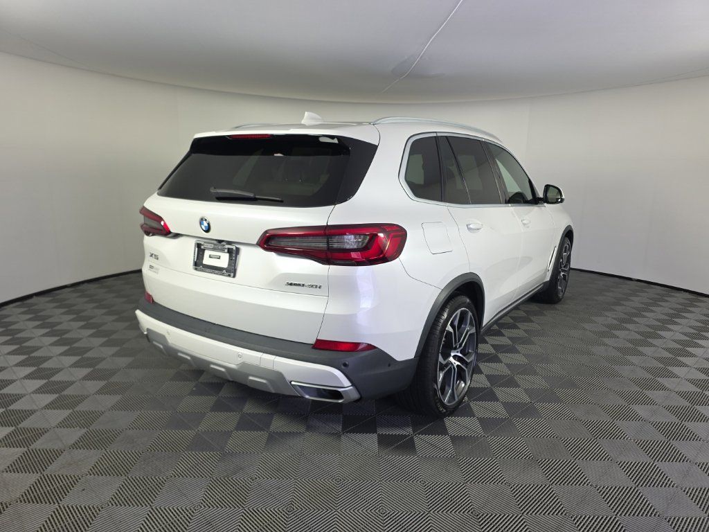 Used 2019 BMW X5 xDrive40i AWD/4WD image 5