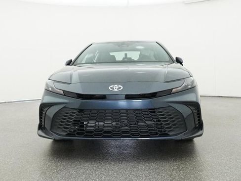 New 2026 Toyota Camry SE FWD image 31