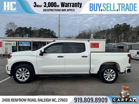 Used 2019 Chevrolet Silverado 1500 Custom w/ Custom Value Package image 2