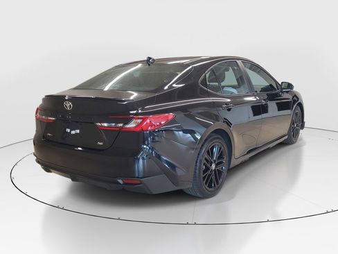 Certified 2025 Toyota Camry SE image 7