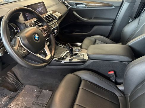 Used 2019 BMW X3 xDrive30i w/ Driving Assistance Package image 9