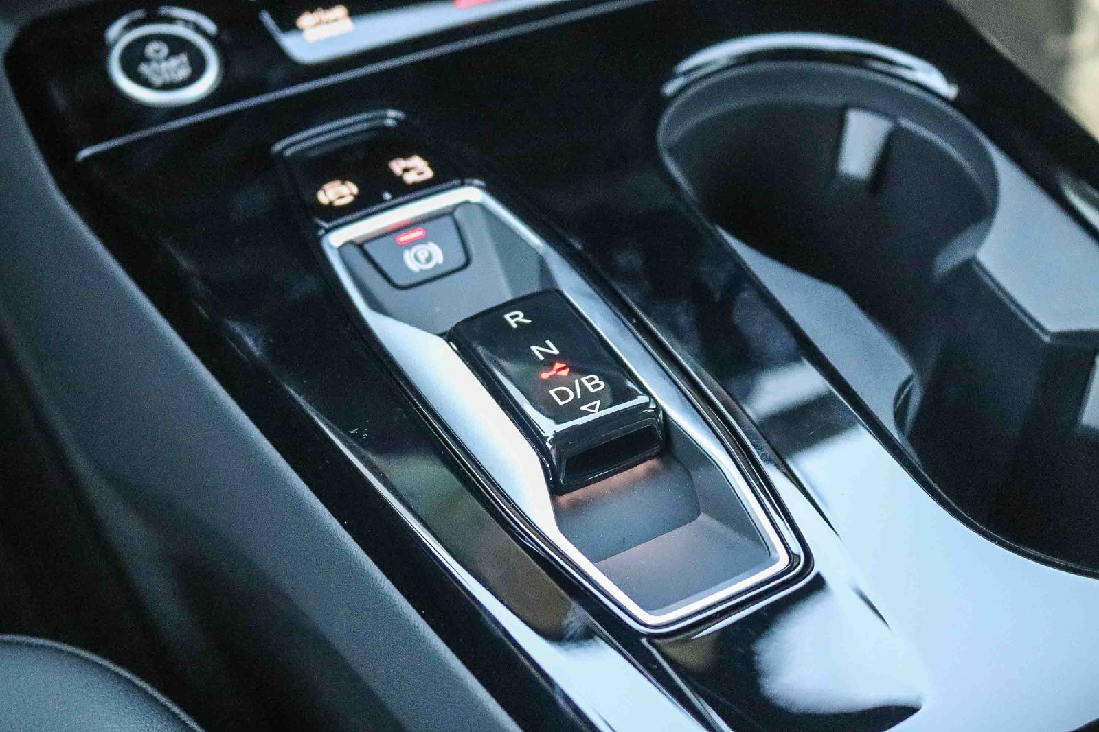 Used 2027 Audi Q6 e-tron Premium AWD/4WD image 23