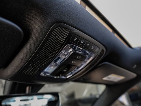 Used 2022 Mercedes-Benz GLA 250 image 32