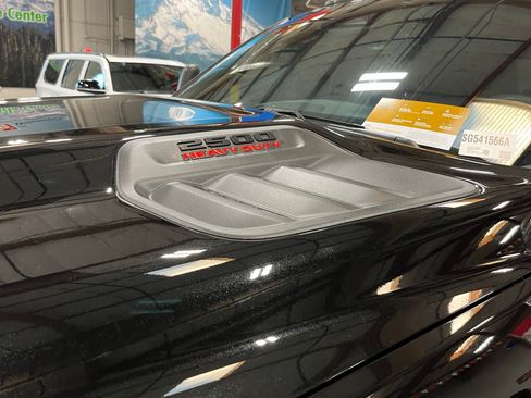 Certified 2025 RAM 2500 Laramie w/ Night Edition AWD/4WD image 9