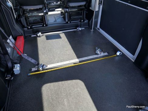 Used 2020 RAM ProMaster 2500 w/ Premium Appearance Group image 17