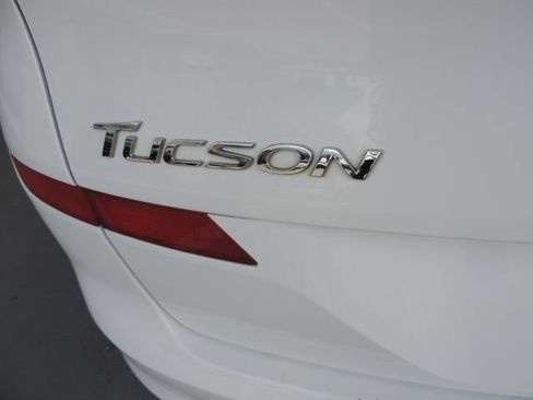 Used 2021 Hyundai Tucson SEL FWD image 17