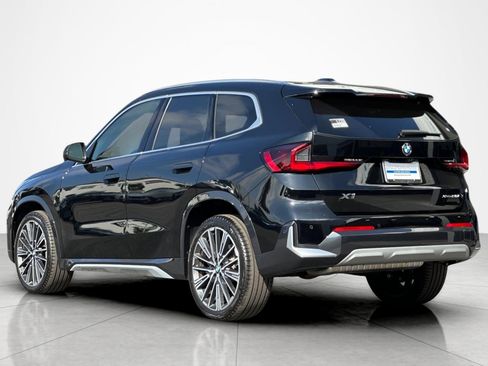 Used 2025 BMW X1 xDrive28i w/ Technology Package AWD/4WD image 3