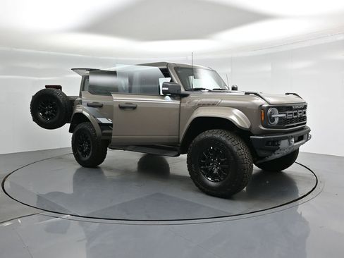 New 2025 Ford Bronco Raptor w/ Interior Carbon Fiber Pack AWD/4WD image 32