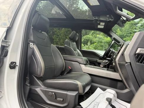Used 2017 Ford F150 Raptor w/ Equipment Group 802A Luxury AWD/4WD image 13